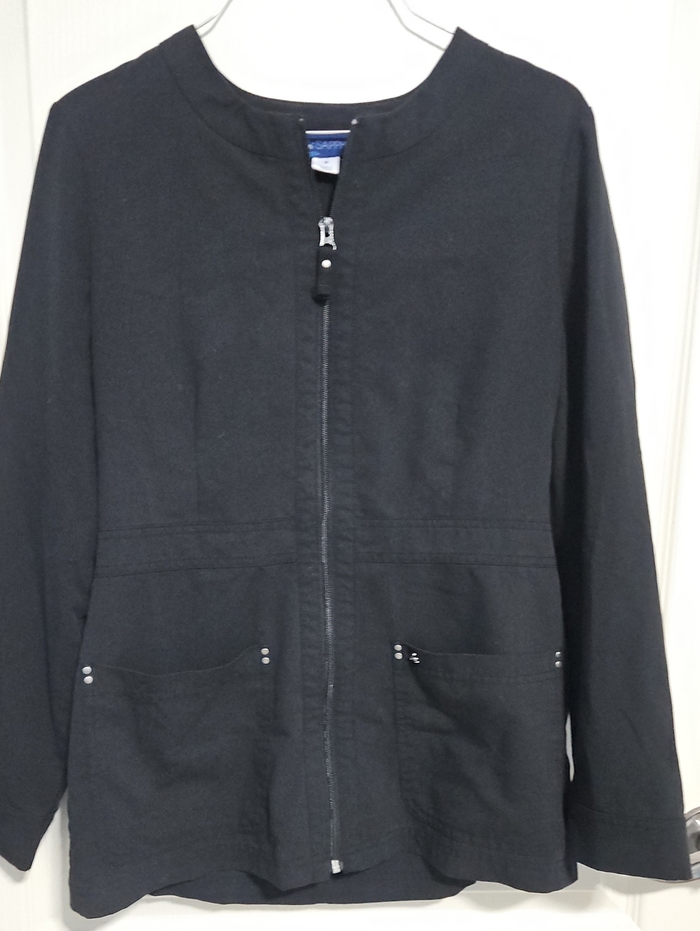 koi SAPPHIRE Black Zip-Front Scrub Jacket